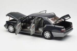 Mercedes E320 W124 Nautik Μπλε Μέταλλικ Dealer Edition AUTOart 1:18 B66040508 Μέταλλο - εικόνα 5 από 8
