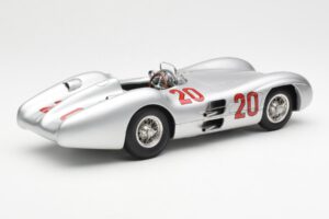 Mercedes W196 Streamliner #20 K. Kling French GP 1954 CMC 1:18 M-128B Μέταλλο - εικόνα 2 από 6