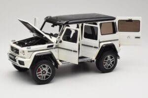 Mercedes G 63 AMG 4x4 Squared Polar White Almost Real 1:18 820203 Μέταλλο - εικόνα 2 από 8
