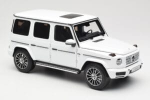 Mercedes G-Class G 500 W463A Diamond White Metallic Minichamps 1:18 113037111 Μέταλλο - εικόνα 6 από 8