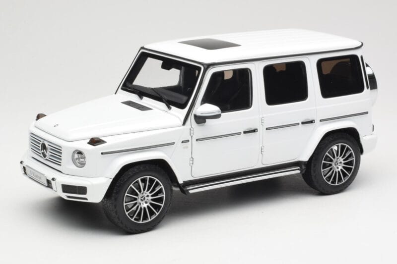 Mercedes G-Class G 500 W463A Diamond White Metallic Minichamps 1:18 113037111 Μέταλλο