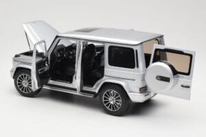 Mercedes G-Class G 500 W463A Iridium Silver Metallic Minichamps 1:18 113037112 Μέταλλο - εικόνα 5 από 8