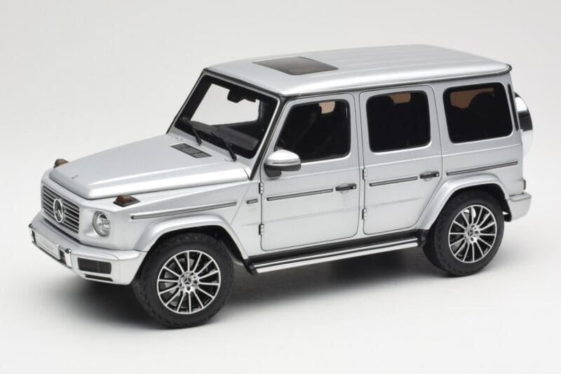 Mercedes G-Class G 500 W463A Iridium Silver Metallic Minichamps 1:18 113037112 Μέταλλο