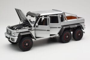 Mercedes AMG G63 W463 6x6 Iridium Ασημί AUTOart 1:18 76301 Σύνθετο - εικόνα 2 από 8