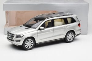 Mercedes GL-Class X166 Iridium Ασημί Metallic Norev 1:18 B66960097 Μέταλλο - εικόνα 8 από 8