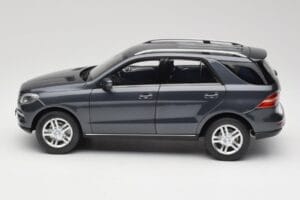 Mercedes M-Class W164 Grey Metallic Minichamps 1:18 100030100 Μέταλλο - εικόνα 4 από 8