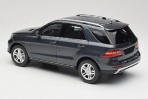 Mercedes M-Class W164 Grey Metallic Minichamps 1:18 100030100 Μέταλλο - εικόνα 7 από 8