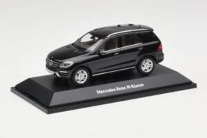 Mercedes M-Class W166 Obsidian Black Metallic Minichamps 1:43 B66960060 Μέταλλο - εικόνα 2 από 4