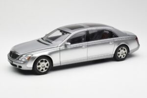 Maybach 62 LWB Himalaya Ασημί Dealer Edition AUTOart 1:18 B66962178 Μέταλλο