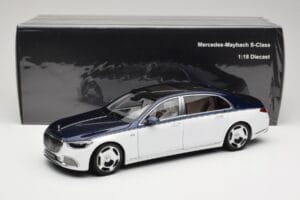 Mercedes Maybach S-Class Z223 Nautical Blue Diamond White Almost Real 1:18 820126 Μέταλλο - εικόνα 8 από 8