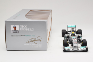 Mercedes MGP W02 #8 N. Rosberg Mercedes GP 2011 Minichamps 1:18 110110008 Μέταλλο - εικόνα 6 από 7