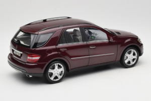 Mercedes ML W164 Red Metallic Minichamps 1:18 150034500 Μέταλλο - εικόνα 3 από 8