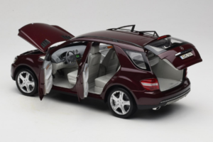 Mercedes ML W164 Red Metallic Minichamps 1:18 150034500 Μέταλλο - εικόνα 5 από 8