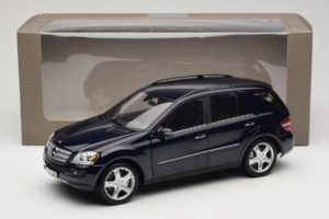 Mercedes ML W164 Tanzanite Blue Έκδοση Αντιπροσώπου Minichamps 1:18 B66962322 Μέταλλο - εικόνα 8 από 8