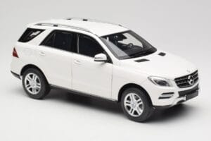 Mercedes ML W166 Λευκό Minichamps 1:18 100030101 Μέταλλο - εικόνα 6 από 8