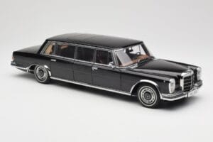 Mercedes 600 Pullman W100 Μαύρο AUTOart 1:18 76197 Μέταλλο - εικόνα 6 από 8