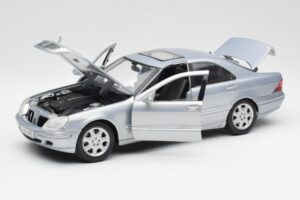 Mercedes S-Class W220 Γαλάζιο Maisto 1:18 56050 Μέταλλο - εικόνα 2 από 8