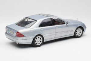 Mercedes S-Class W220 Γαλάζιο Maisto 1:18 56050 Μέταλλο - εικόνα 3 από 8