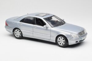 Mercedes S-Class W220 Γαλάζιο Maisto 1:18 56050 Μέταλλο - εικόνα 6 από 8