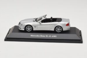 Mercedes SL 63 AMG R230 Silver Metallic Minichamps 1:43 B66960018 Μέταλλο
