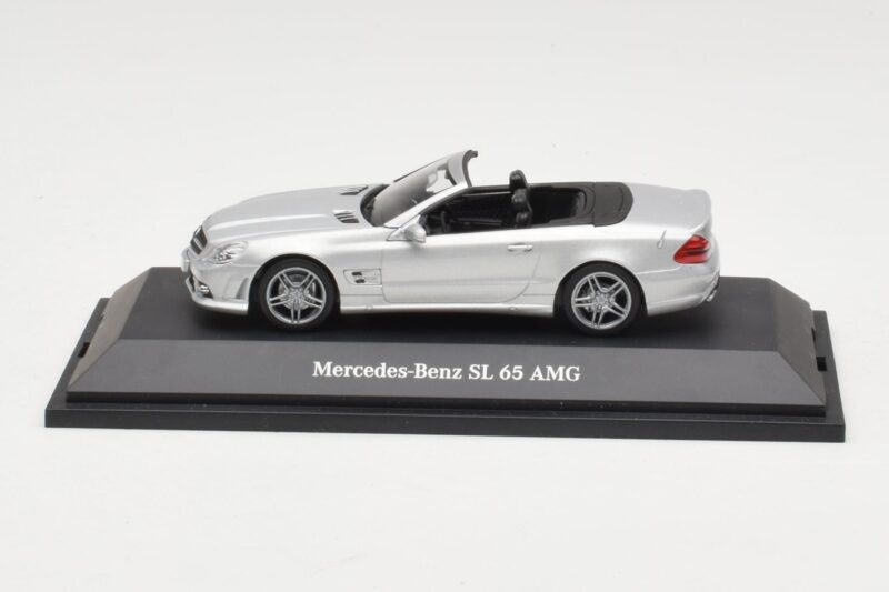 Mercedes SL 65 AMG R230 Ασημί Minichamps 1:43 Mercedes SL 65 AMG R230 Ασημί Minichamps 1:43 B66960601 Μέταλλο