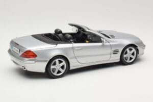Mercedes SL R230 Ασημί Maisto 1:18 B66962125 Μέταλλο - εικόνα 3 από 8
