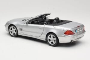 Mercedes SL R230 Ασημί Maisto 1:18 B66962125 Μέταλλο - εικόνα 7 από 8