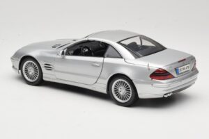Mercedes SL55 AMG R230 Ασημί Maisto 1:18 36894 Μέταλλο - εικόνα 7 από 8