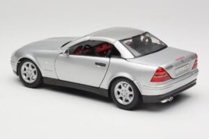 Mercedes SLK R170 Ρόντστερ Ασημί Maisto 1:18 31674 Μέταλλο - εικόνα 4 από 9