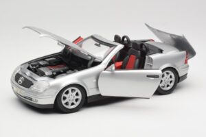 Mercedes SLK R170 Ρόντστερ Ασημί Maisto 1:18 31674 Μέταλλο - εικόνα 8 από 9