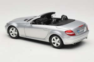 Mercedes SLK R171 Ασημί Minichamps 1:18 B66962318 Μέταλλο - εικόνα 8 από 9