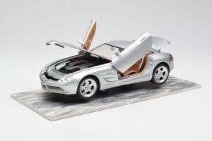 Mercedes SLR Vision Ασημί Περιορισμένη Έκδοση Με Βάση Αλουμινίου Bburago 1:18 B66962102 Μέταλλο - εικόνα 2 από 8