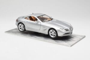 Mercedes SLR Vision Ασημί Περιορισμένη Έκδοση Με Βάση Αλουμινίου Bburago 1:18 B66962102 Μέταλλο - εικόνα 6 από 8