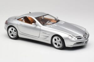 Mercedes SLR Vision Liquid Ασημί Maisto 1:18 B66962101 Μέταλλο - εικόνα 6 από 8