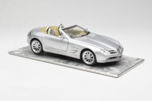 Mercedes SLR Vision Roadster Liquid Ασημί Maisto 1:18 B66963208 Μέταλλο - εικόνα 6 από 8
