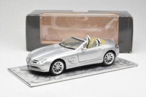Mercedes SLR Vision Roadster Liquid Ασημί Maisto 1:18 B66963208 Μέταλλο - εικόνα 8 από 8