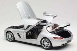 Mercedes SLS AMG C197 Iridium Ασημί Minichamps 1:18 100039026 Μέταλλο - εικόνα 5 από 8