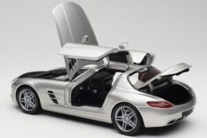 Mercedes SLS AMG C197 Matt Ασημί Minichamps 1:18 100039029 Μέταλλο - εικόνα 5 από 8