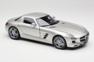 Mercedes SLS AMG C197 Matt Ασημί Minichamps 1:18 100039029 Μέταλλο - εικόνα 6 από 8