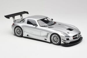 Mercedes SLS AMG GT3 C197 Street Ασημί Minichamps 1:18 151113100 Μέταλλο - εικόνα 4 από 6
