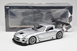 Mercedes SLS AMG GT3 C197 Street Ασημί Minichamps 1:18 151113100 Μέταλλο - εικόνα 6 από 6