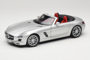 Mercedes SLS AMG Roadster Iridium Ασημί Minichamps 1:18 B66960078 Μέταλλο