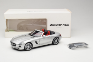 Mercedes SLS AMG Roadster Iridium Ασημί Minichamps 1:18 B66960078 Μέταλλο - εικόνα 8 από 8