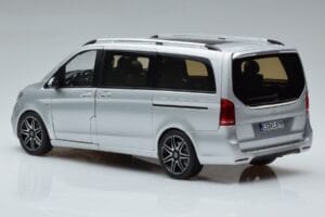 Mercedes V-Class V260 AMG Line Ασημί Norev 1:18 183871 Μέταλλο - εικόνα 7 από 10