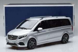 Mercedes V-Class V260 AMG Line Ασημί Norev 1:18 183871 Μέταλλο - εικόνα 10 από 10