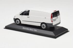 Mercedes Vito Arctic Λευκό Minichamps 1:43 B66960524 Μέταλλο - εικόνα 3 από 4