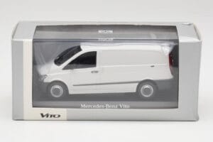 Mercedes Vito Arctic Λευκό Minichamps 1:43 B66960524 Μέταλλο - εικόνα 4 από 4