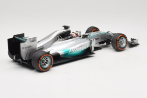 Mercedes W05 #44 L. Hamilton Mercedes AMG Petronas Malaysian Grand Prix Winner 2014 Minichamps 1:18 110140144 Μέταλλο - εικόνα 2 από 7