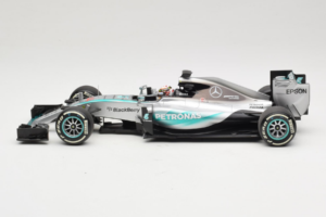 Mercedes W06 #44 L. Hamilton F1 World Champion 2015 Dealer Edition Minichamps 1:18 B66960539 Μέταλλο - εικόνα 3 από 7