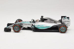 Mercedes W06 #44 L. Hamilton Mercedes AMG Petronas Japanese Grand Prix Winner 2015 Minichamps 1:18 110150344 Μέταλλο - εικόνα 3 από 7